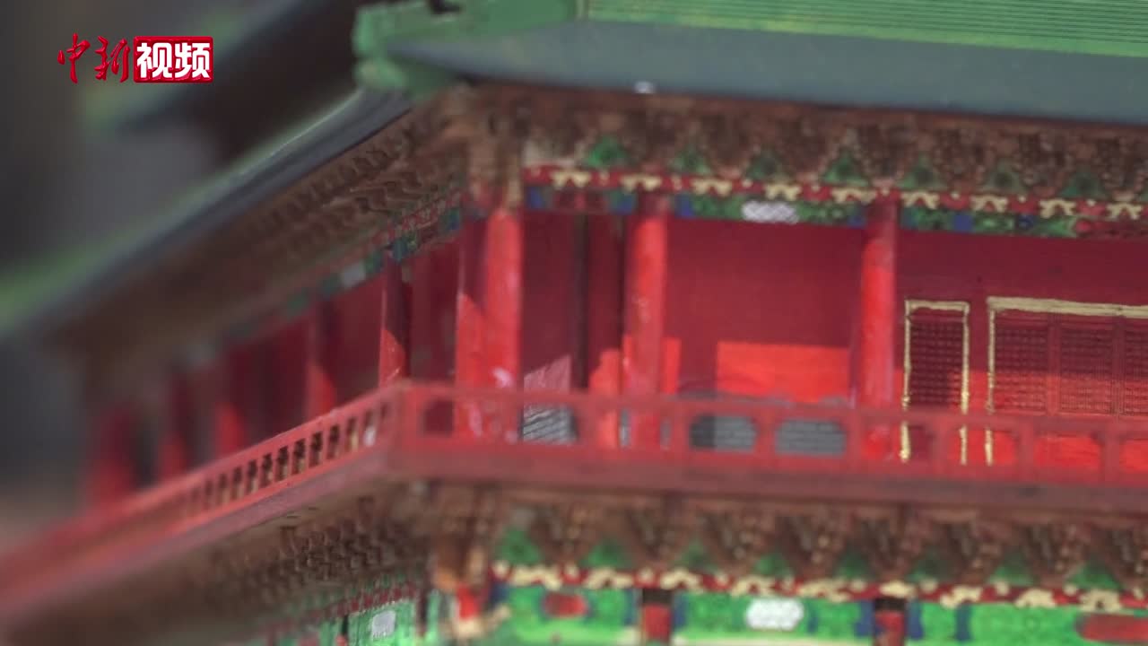 成都青年复刻北京中轴线 传递中国古建筑之美